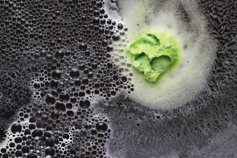 PH neutre ou dégraissant : quel shampoing pour quel type de lavage auto ?