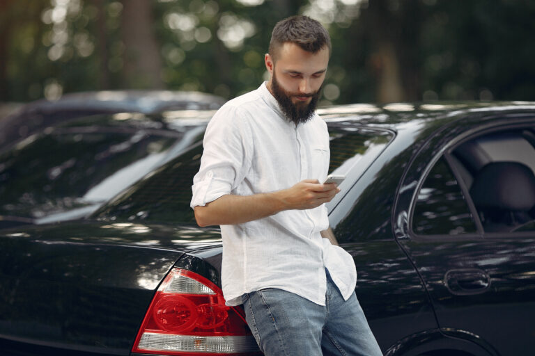 Shampoing carrosserie pas cher : bon plan ou fausse économie ?